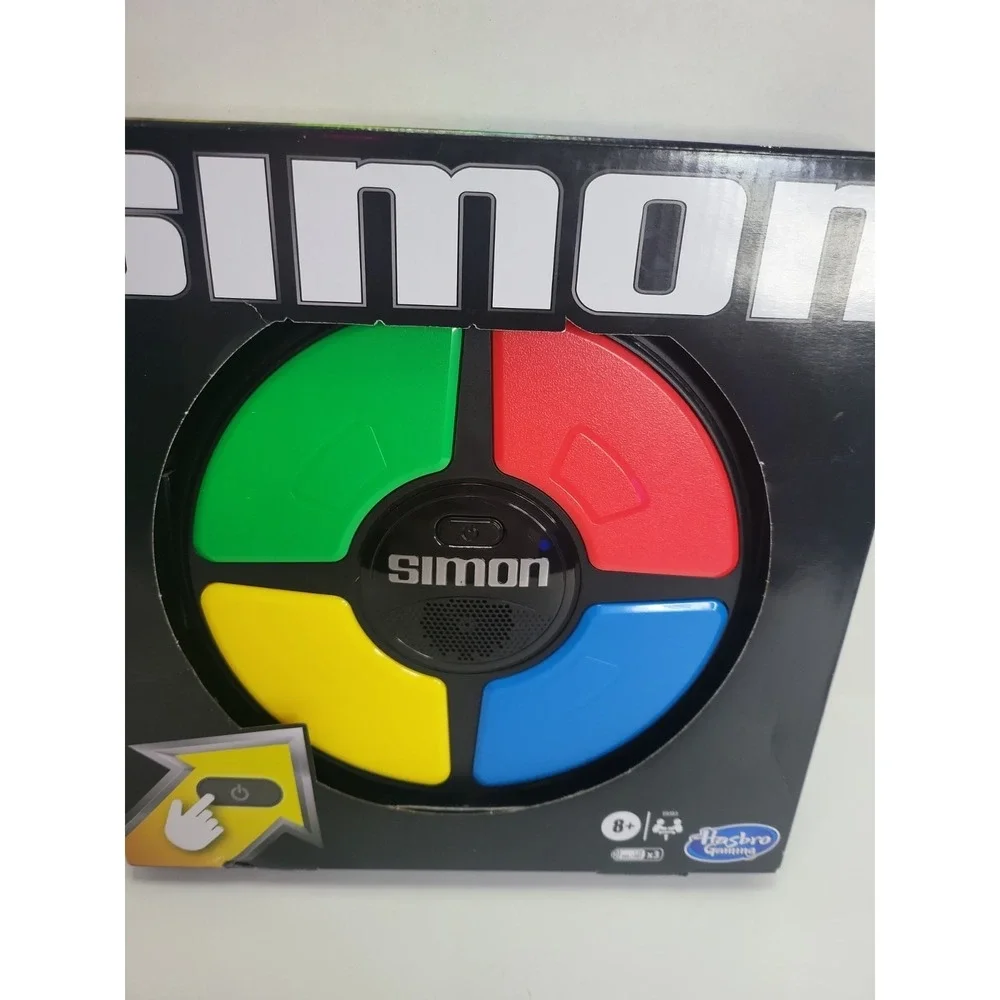 Hasbro SIMON Says Classic Memory Electronic Game 2020 Version BRAND NEW